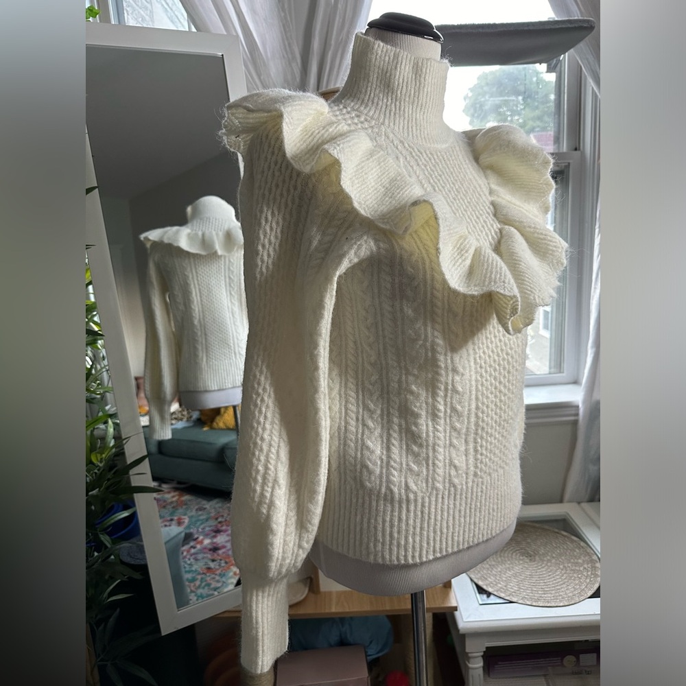 Madewell ruffle sweater for thanksgiving!